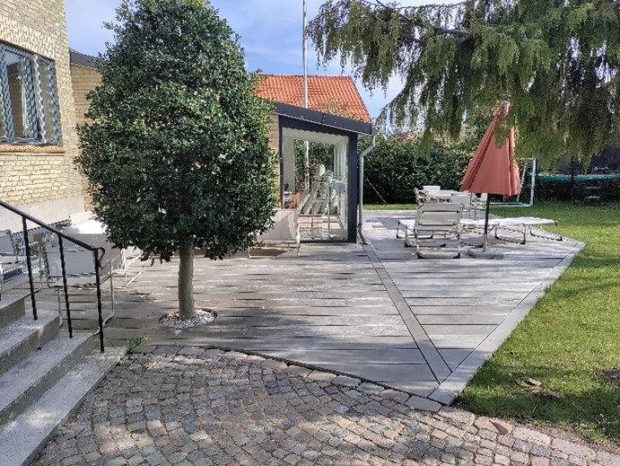 træterrasse efter 3 års patinering